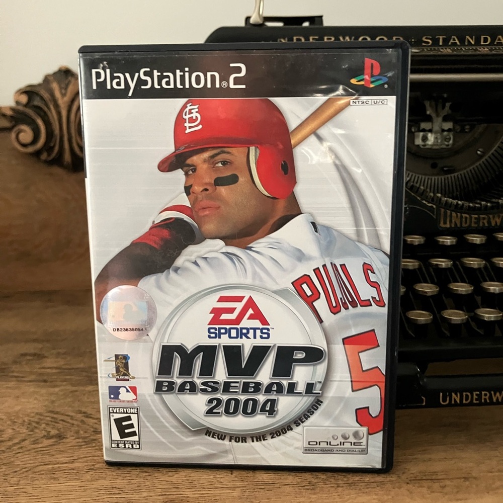 Sony PlayStation 2 MVP Baseball 2004 - Black and White